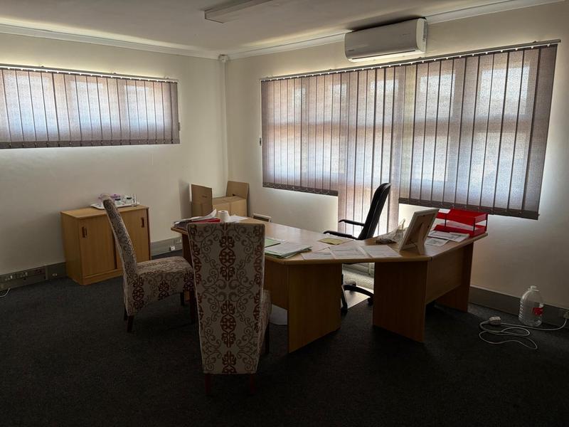To Let Commercial Property for Rent in Walmer Eastern Cape